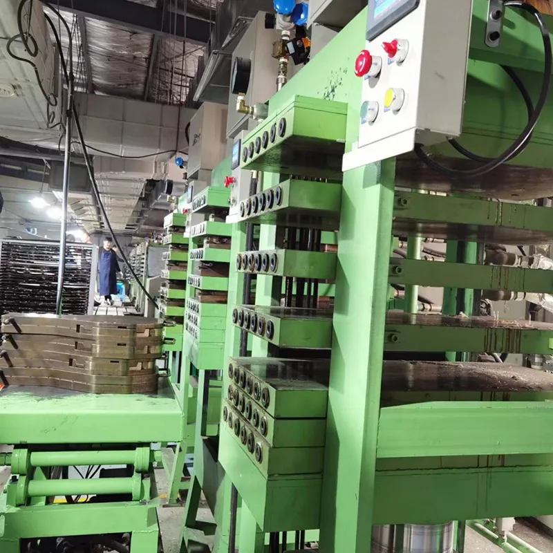 Hot press molding machine for padel racket manufacturing